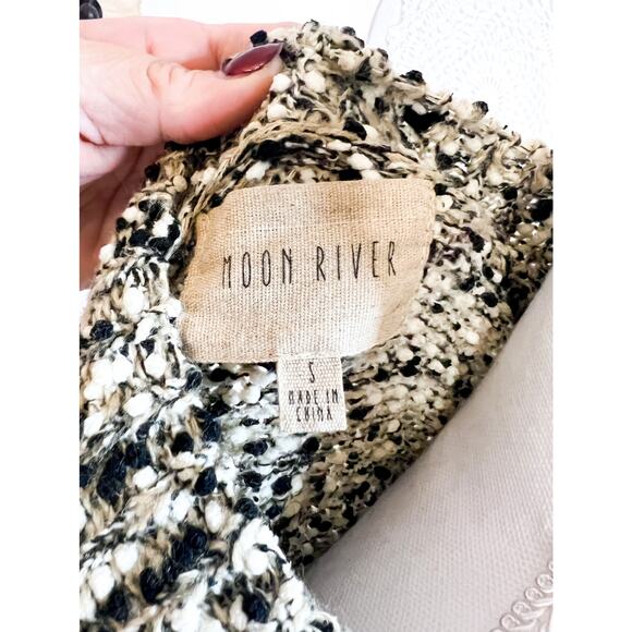 Moon River Sweater - Picture 5 of 7